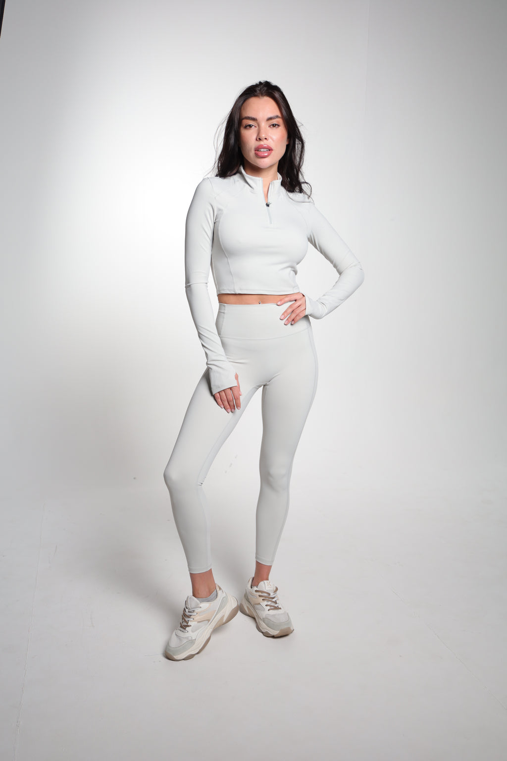 BLVNE FlareMotion Yoga Set – Gray