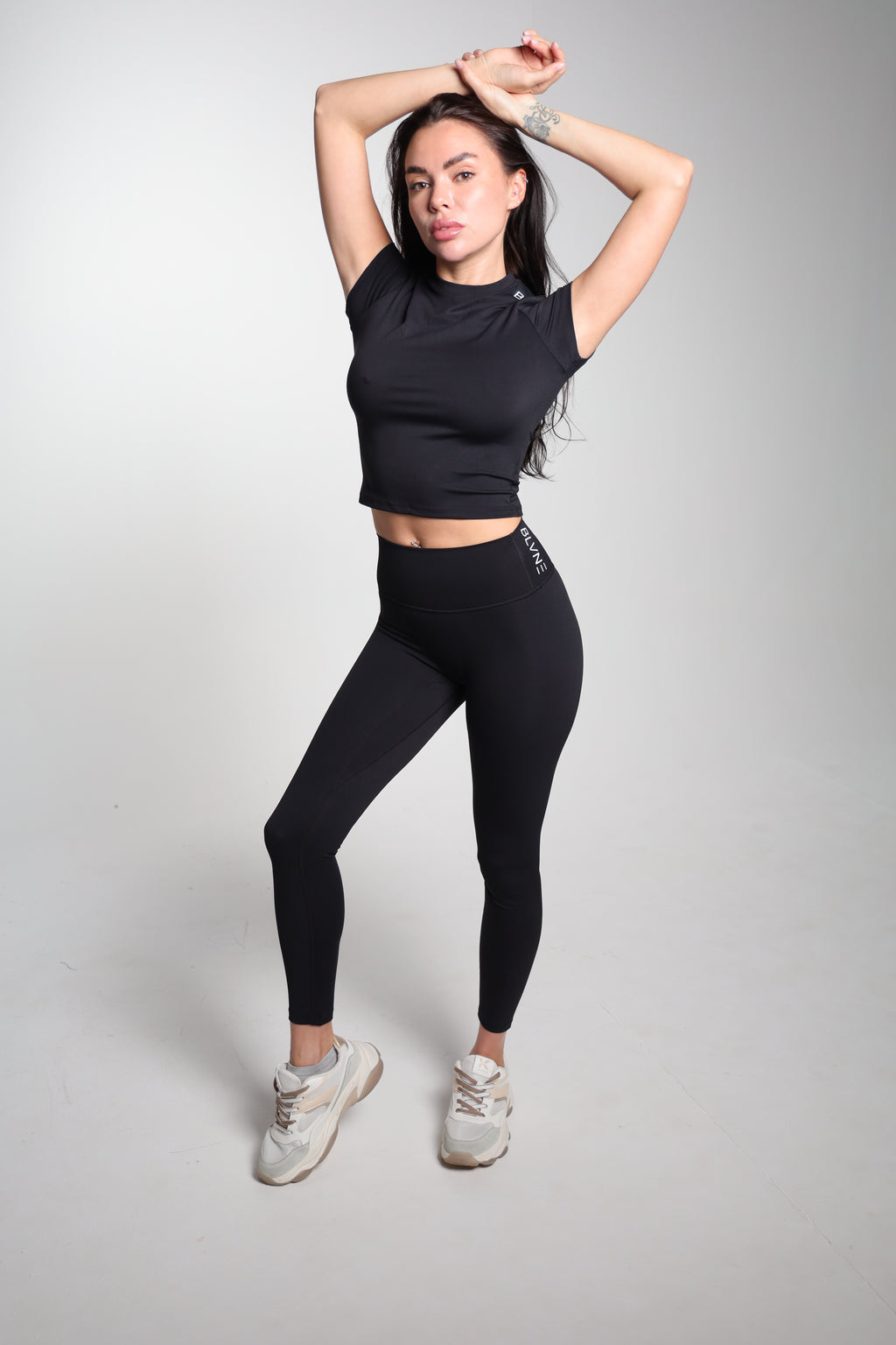 BLVNE ElevateFit Seamless Set – Black